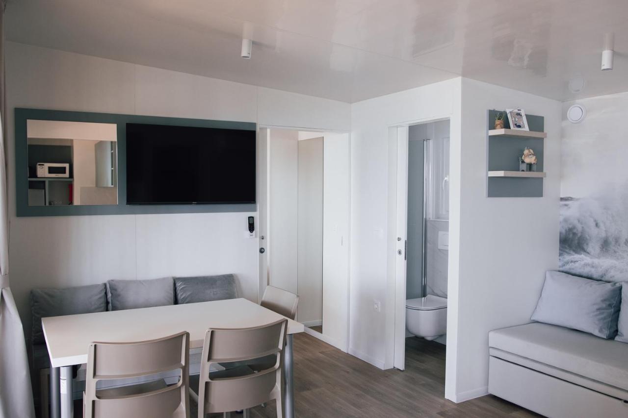 Mobile Homes Selce - Lighthouse ภายนอก รูปภาพ
